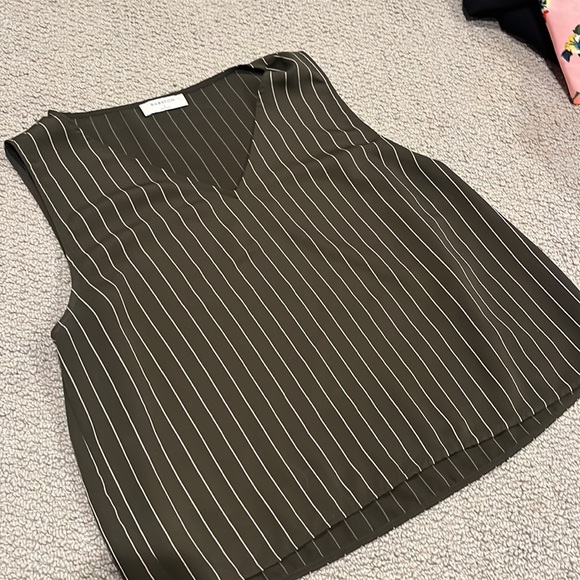 babaton murphy v neck green stripe L - Picture 2 of 5